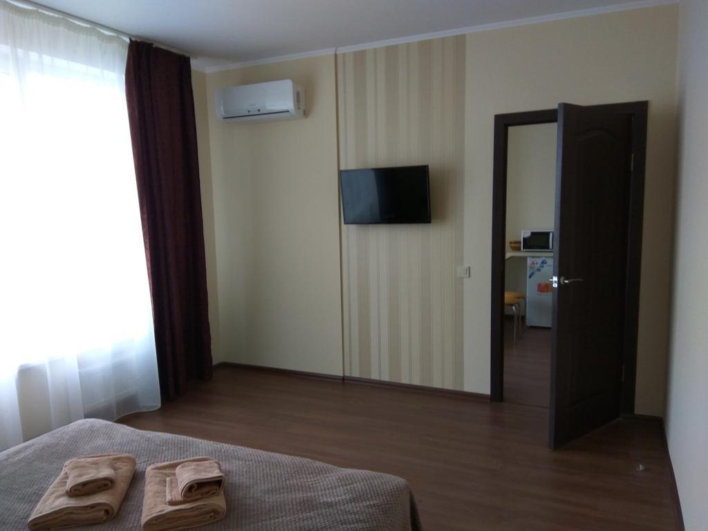 S&M Apartments - Zarichna Киев Екстериор снимка